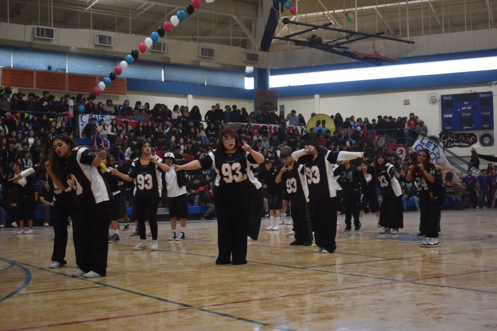 Dance class perfoming